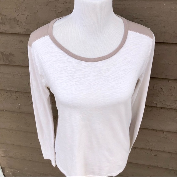 Madewell two-tone crew neck top! - Picture 2 of 6
